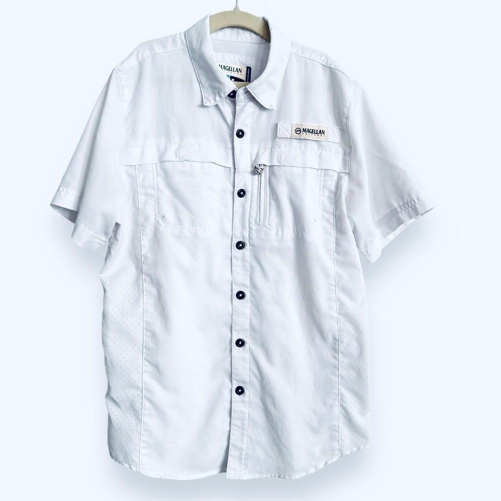 Magellan Outdoors Boy’s Size M Classic Fit Button Down Fishing Shirt